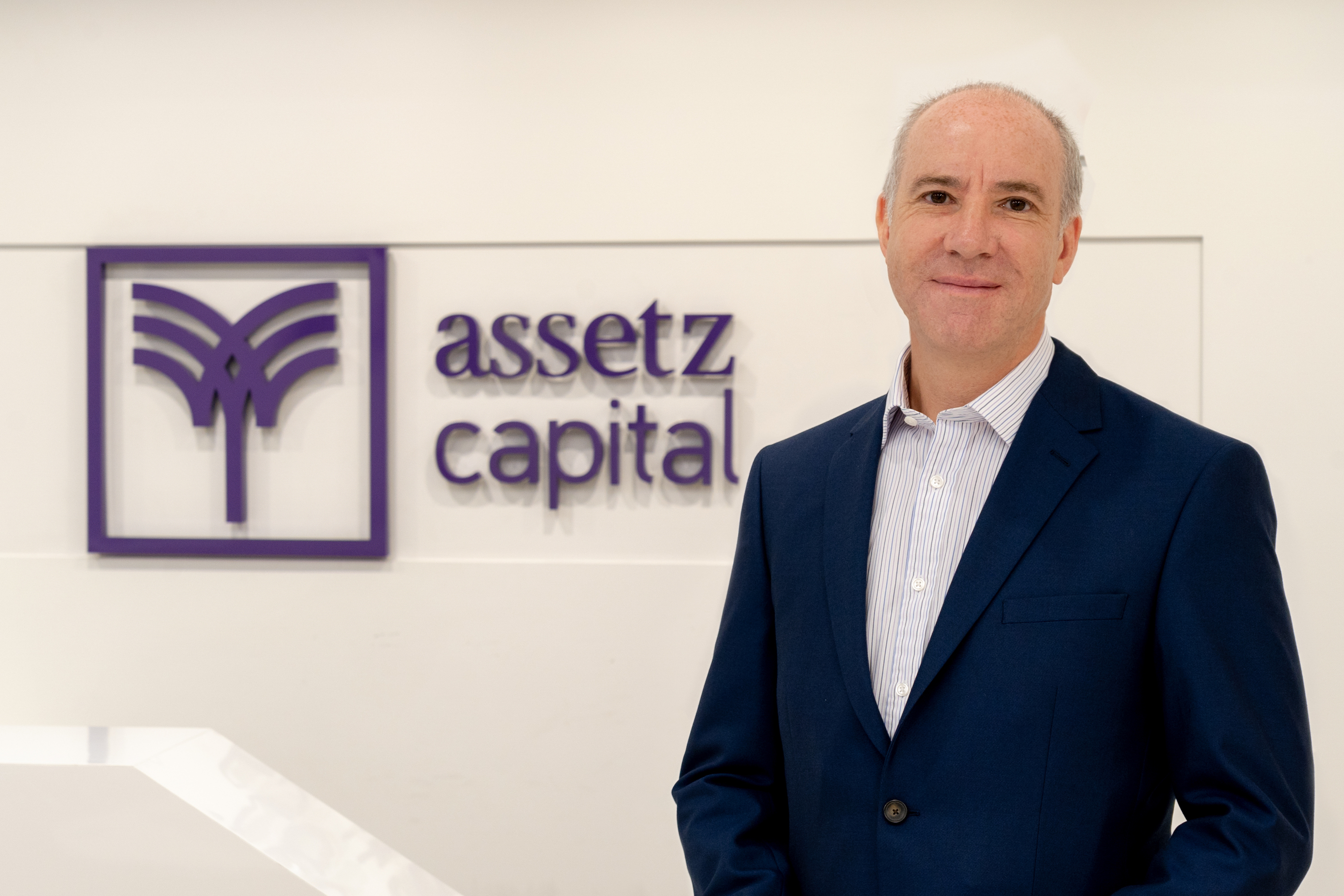 Chris -AC background (1 of 1)1