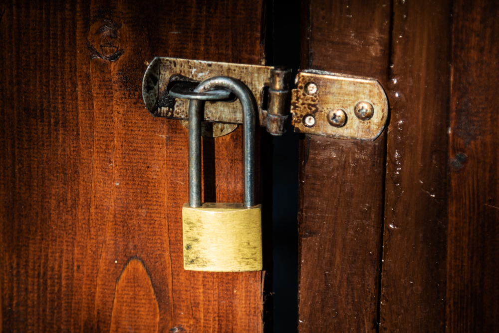 shutterstock_1606281010