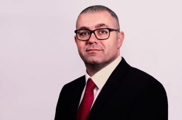 Mike Horton head shot Colour