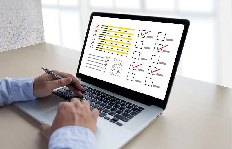 businessman SURVEY and Results Analysis Discovery Concept