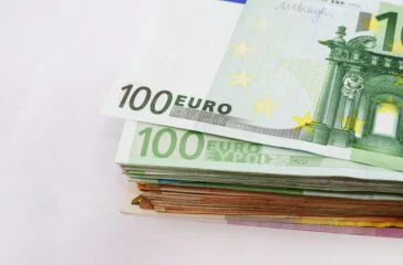 Mintos swings into profit