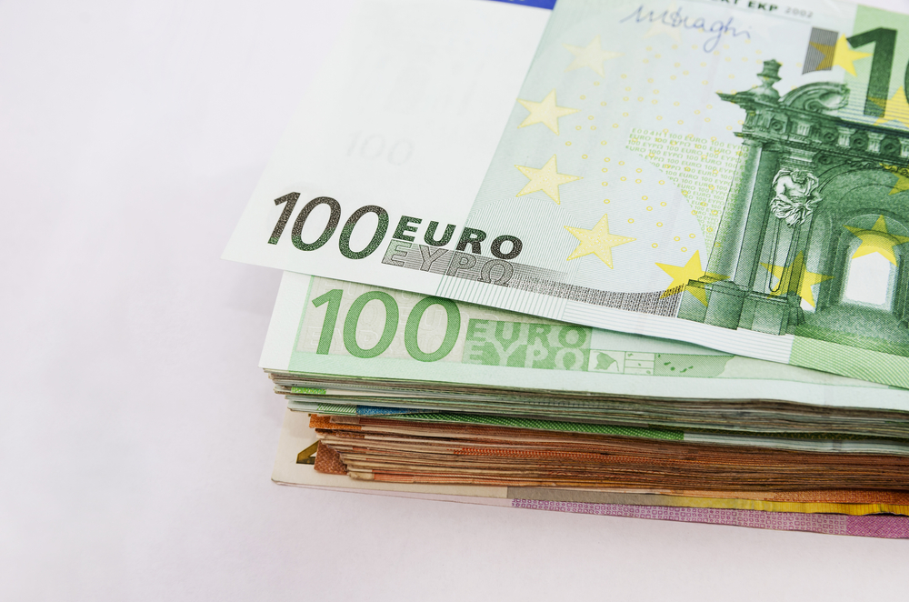 Mintos swings into profit