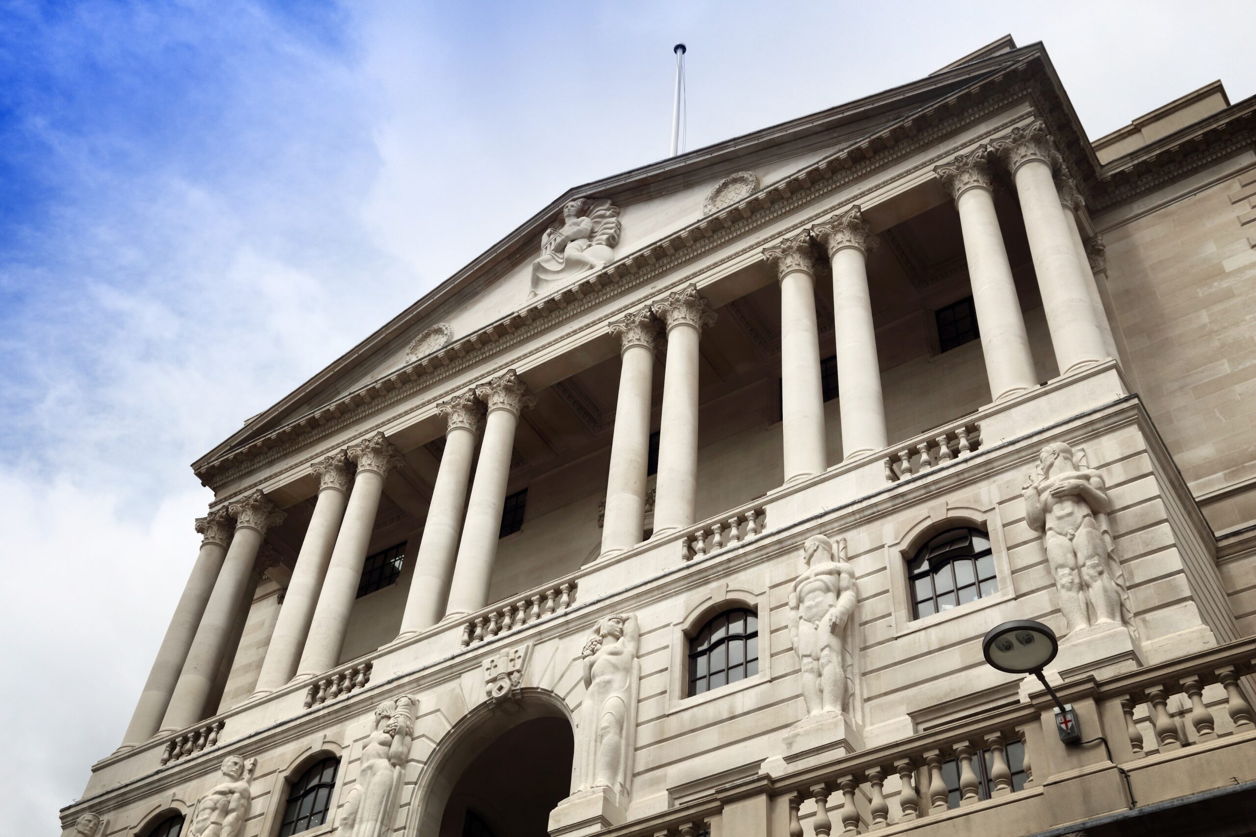 Invest & Fund has criticised banks for not increasing savings rates enough