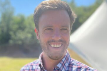 Folk2Folk reflects on “anti-establishment” start on 10 year anniversary