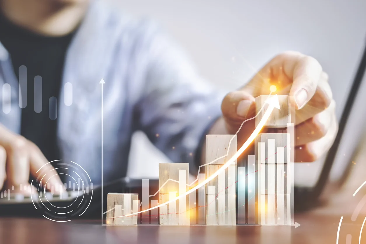 Forum Investment Group raises $226m