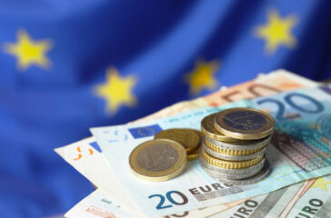 Finom issues first credit line