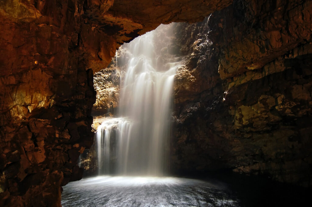 Funding Circle inks £700m forward flow agreement with Waterfall AM ...
