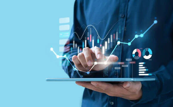 Software companies faced an 8.8 per cent fall in their enterprise value driven by concerns over the impact of artificial intelligence (AI), the latest Lincoln Private Market Index found.