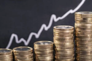 Polus closes CLO