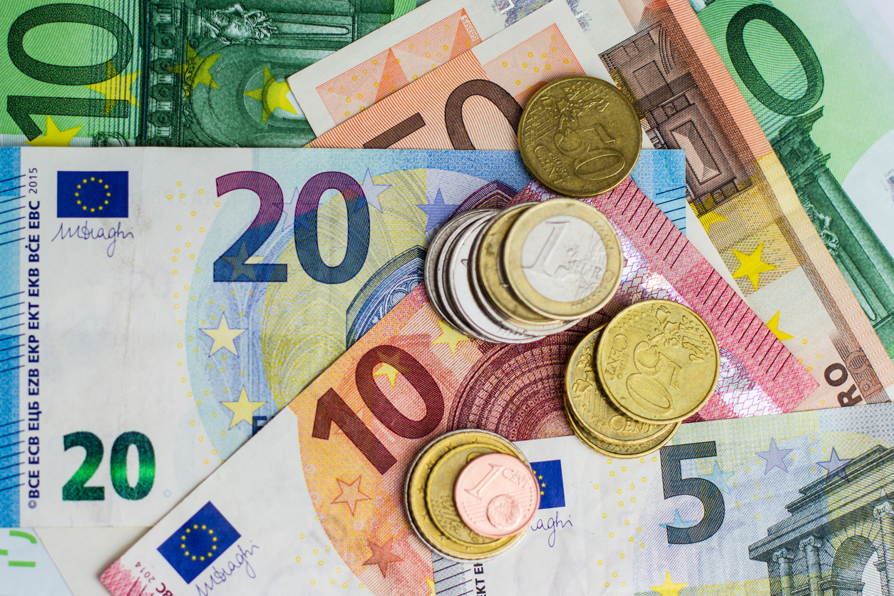 Macquarie prices €400m European CLO
